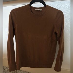 Everlane Cashmere Sweater in size Small